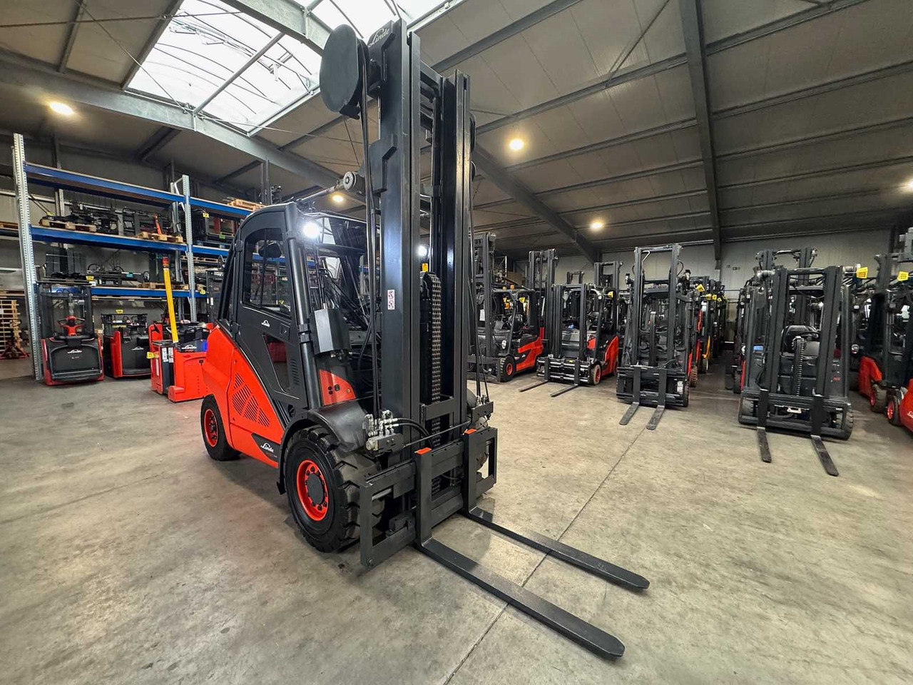 2015 SERVICE + UVV 10/2026 LINDE H50D TRIPLEX 666CM 3RD+4TH+5TH VALVE CAB DIESEL FORKLIFT - Вилочный погрузчик: фото 5 2015 SERVICE + UVV 10/2026 LINDE H50D TRIPLEX 666CM 3RD+4TH+5TH VALVE CAB DIESEL FORKLIFT - Вилочный погрузчик: фото 5
