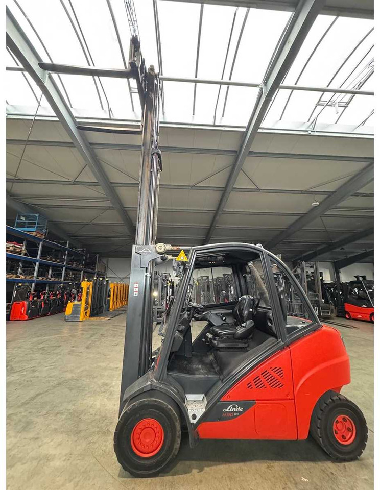 2016 SERVICE + UVV 10/2026 LINDE H30D 3RD+4TH VALVE FORK ADJUSTER TRIPLEX 465CM DIESEL FORKLIFT - Вилочный погрузчик: фото 4 2016 SERVICE + UVV 10/2026 LINDE H30D 3RD+4TH VALVE FORK ADJUSTER TRIPLEX 465CM DIESEL FORKLIFT - Вилочный погрузчик: фото 4