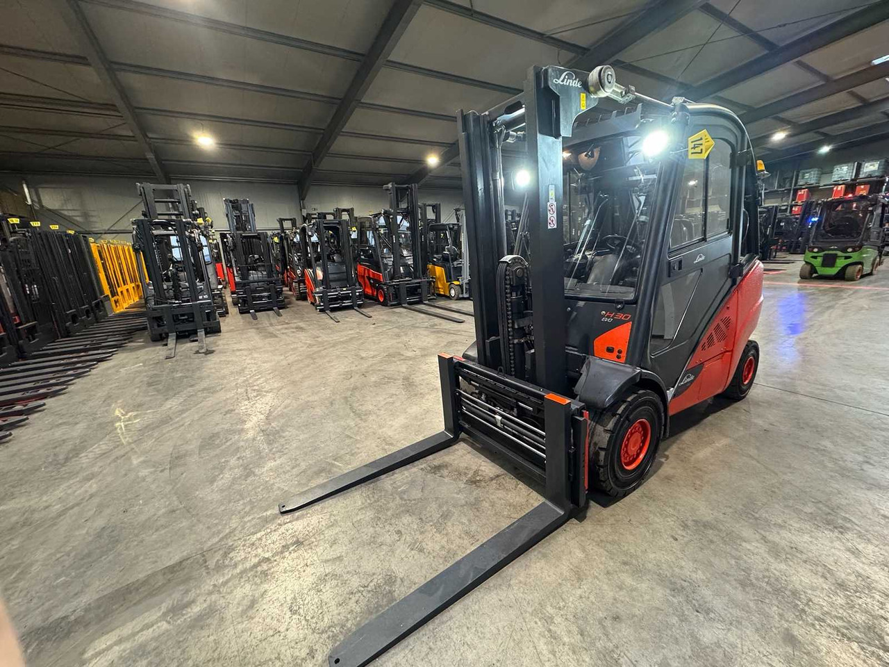 2017 SERVICE + UVV 11/2026 LINDE H30D EVO 3,000KG DUPLEX FREE LIFT 3RD + 4TH VALVE FORK ADJUSTER DIESEL FORKLIFT FORKLIFT 4,702 HOURS. - Вилочный погрузчик: фото 3 2017 SERVICE + UVV 11/2026 LINDE H30D EVO 3,000KG DUPLEX FREE LIFT 3RD + 4TH VALVE FORK ADJUSTER DIESEL FORKLIFT FORKLIFT 4,702 HOURS. - Вилочный погрузчик: фото 3