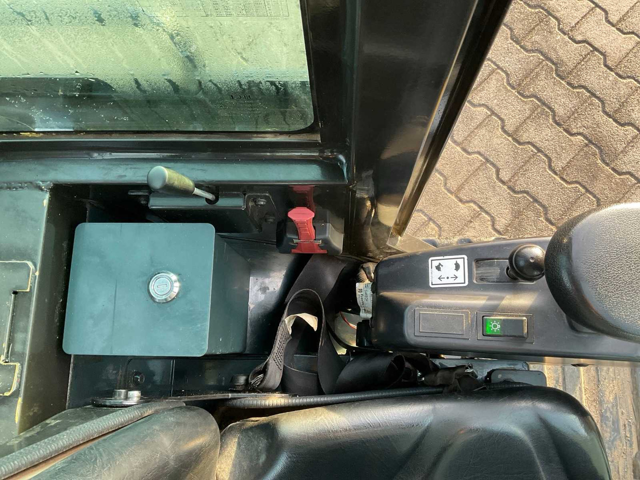 Мини-экскаватор 2022 HYUNDAI ROBEX 18-9AK MINI EXCAVATOR: фото 16 Мини-экскаватор 2022 HYUNDAI ROBEX 18-9AK MINI EXCAVATOR: фото 16