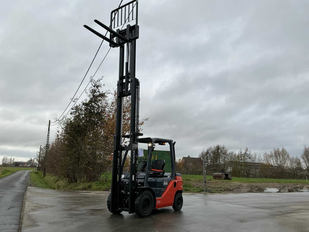 2024 TOYOTA 52-8FDF25 FORKLIFT - Вилочный погрузчик: фото 2 2024 TOYOTA 52-8FDF25 FORKLIFT - Вилочный погрузчик: фото 2