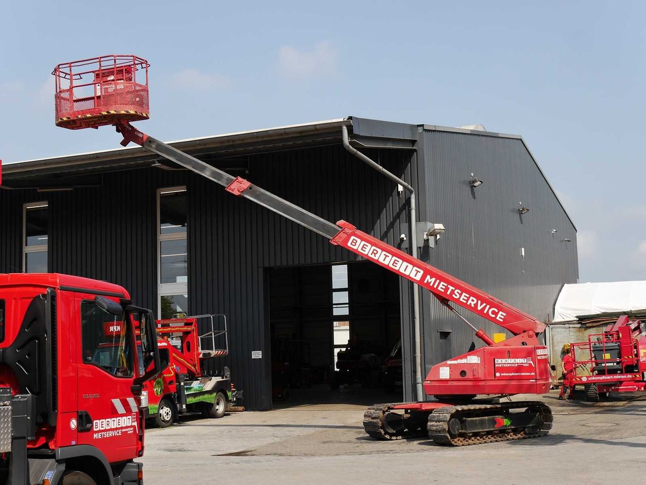 AICHI - SR 123 - AERIAL WORK PLATFORMS - 1998 - Подъёмник: фото 1 AICHI - SR 123 - AERIAL WORK PLATFORMS - 1998 - Подъёмник: фото 1