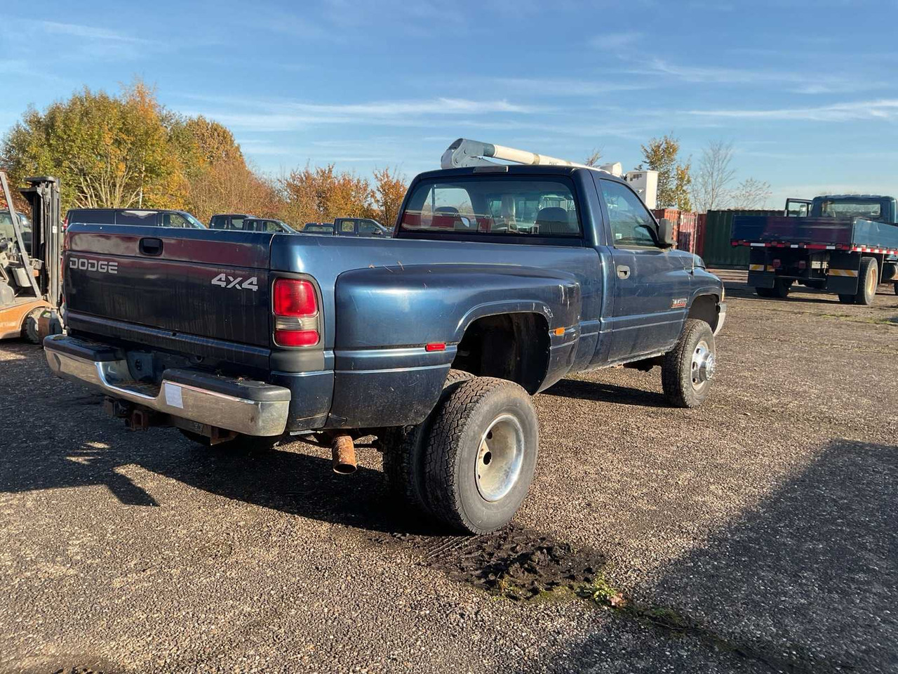 2002 DAIMLER CHRYSLER DODGE RAM 3500 PICK UP COMMERCIAL VEHICLE - Фургон: фото 4 2002 DAIMLER CHRYSLER DODGE RAM 3500 PICK UP COMMERCIAL VEHICLE - Фургон: фото 4