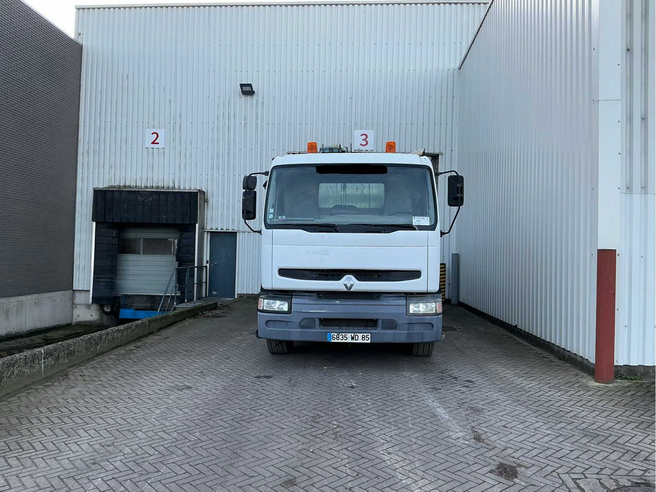 2001 RENAULT 22 AVA 320 DCI TRUCK - Грузовик: фото 4 2001 RENAULT 22 AVA 320 DCI TRUCK - Грузовик: фото 4