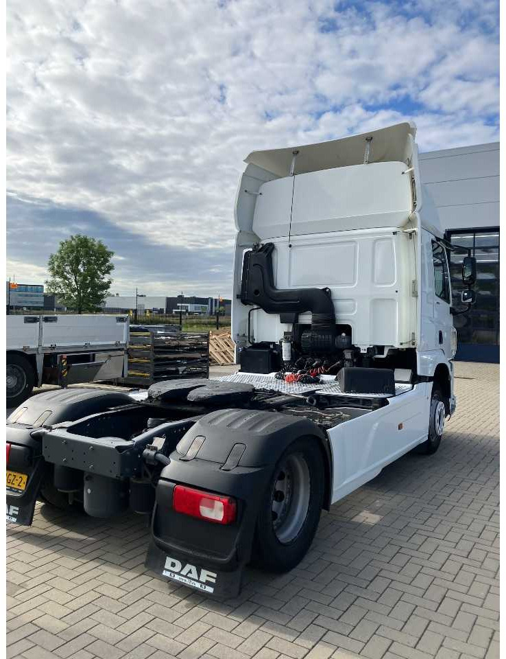 DAF - CF 400 FT - TRUCK - 2016 - Грузовик: фото 3 DAF - CF 400 FT - TRUCK - 2016 - Грузовик: фото 3
