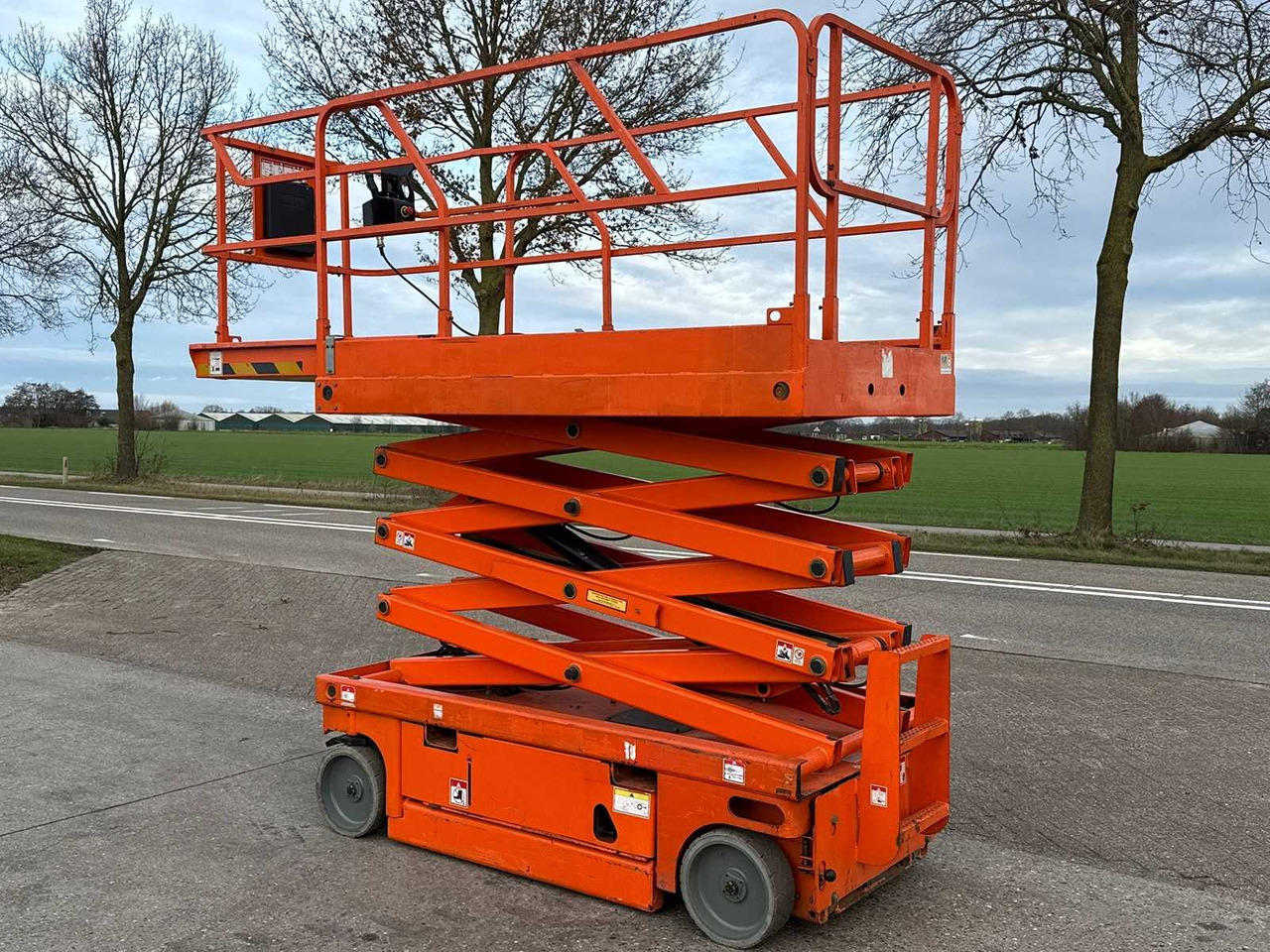 HAULOTTE - 2007 - COMPACT 10 - AERIAL PLATFORM - Подъёмник: фото 4 HAULOTTE - 2007 - COMPACT 10 - AERIAL PLATFORM - Подъёмник: фото 4