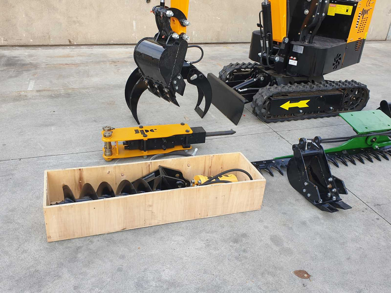 JPC HT12 MINI EXCAVATOR WITH ATTACHMENTS - Мини-экскаватор: фото 5 JPC HT12 MINI EXCAVATOR WITH ATTACHMENTS - Мини-экскаватор: фото 5