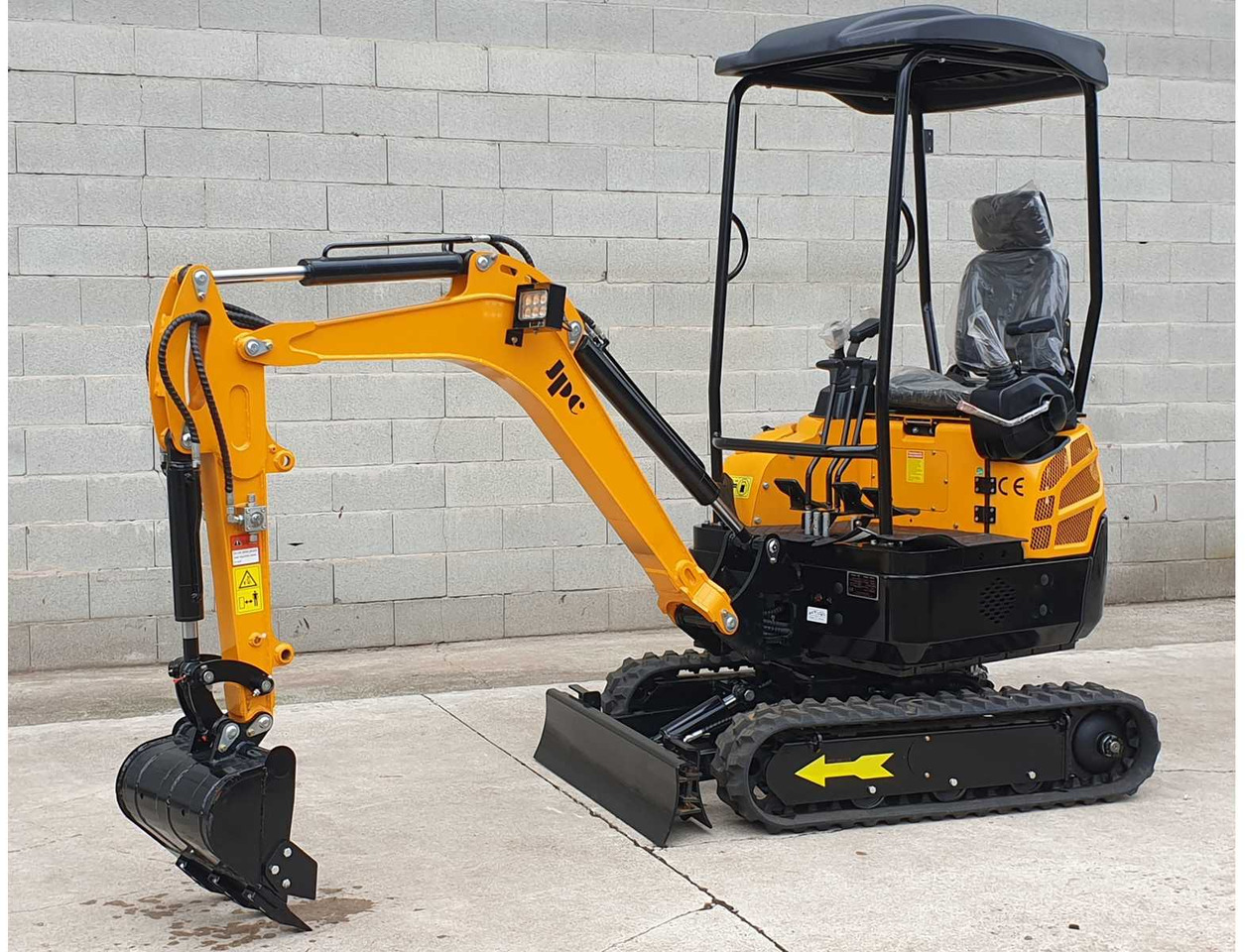 JPC HT18 MINI EXCAVATOR - Мини-экскаватор: фото 1 JPC HT18 MINI EXCAVATOR - Мини-экскаватор: фото 1