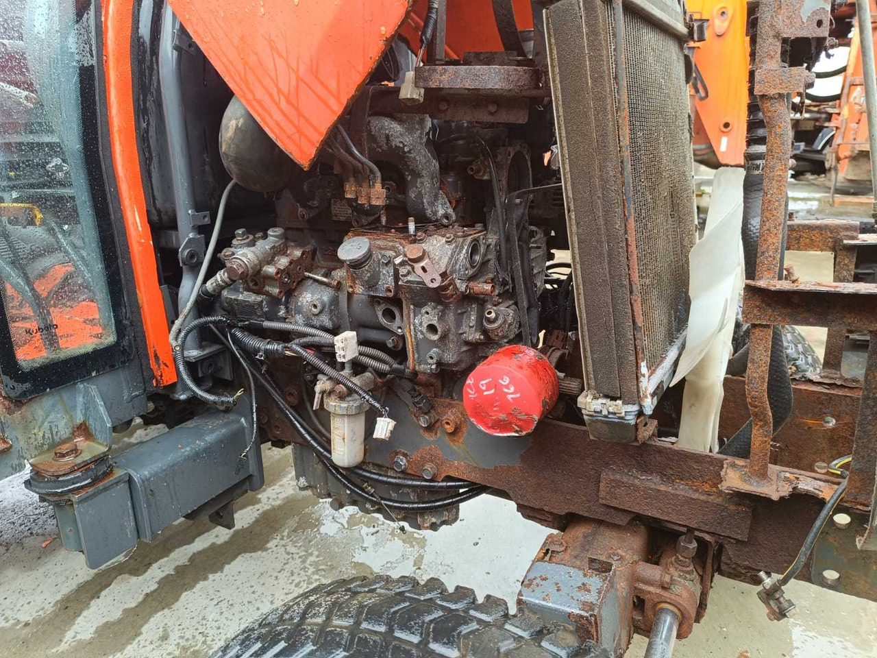 Трактор KUBOTA - STV40 - 4-WHEEL DRIVE TRACTOR: фото 7 Трактор KUBOTA - STV40 - 4-WHEEL DRIVE TRACTOR: фото 7