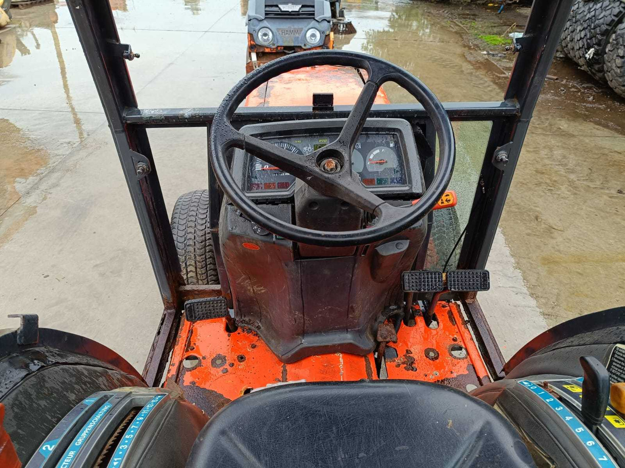 Трактор KUBOTA - STV40 - 4-WHEEL DRIVE TRACTOR: фото 14 Трактор KUBOTA - STV40 - 4-WHEEL DRIVE TRACTOR: фото 14