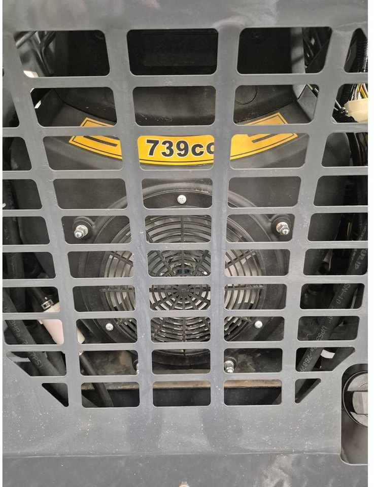 LADYS - 2025 - LA380 - SKID STEER LOADER - Гусеничный мини-погрузчик: фото 5 LADYS - 2025 - LA380 - SKID STEER LOADER - Гусеничный мини-погрузчик: фото 5