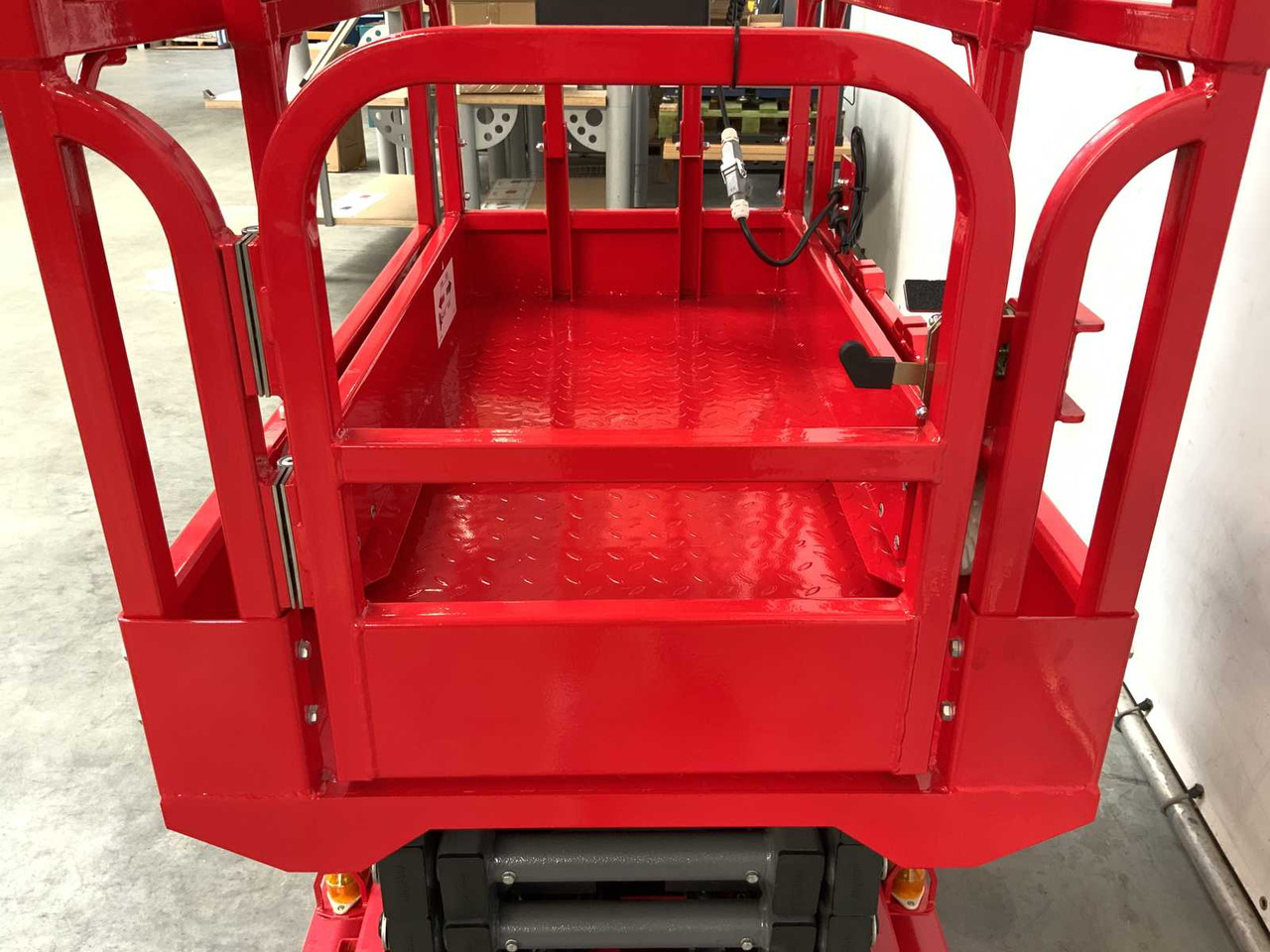 Подъёмник MANTALL XE-60 MINI - SCISSOR LIFT AERIAL PLATFORM 6.4M 2024: фото 18