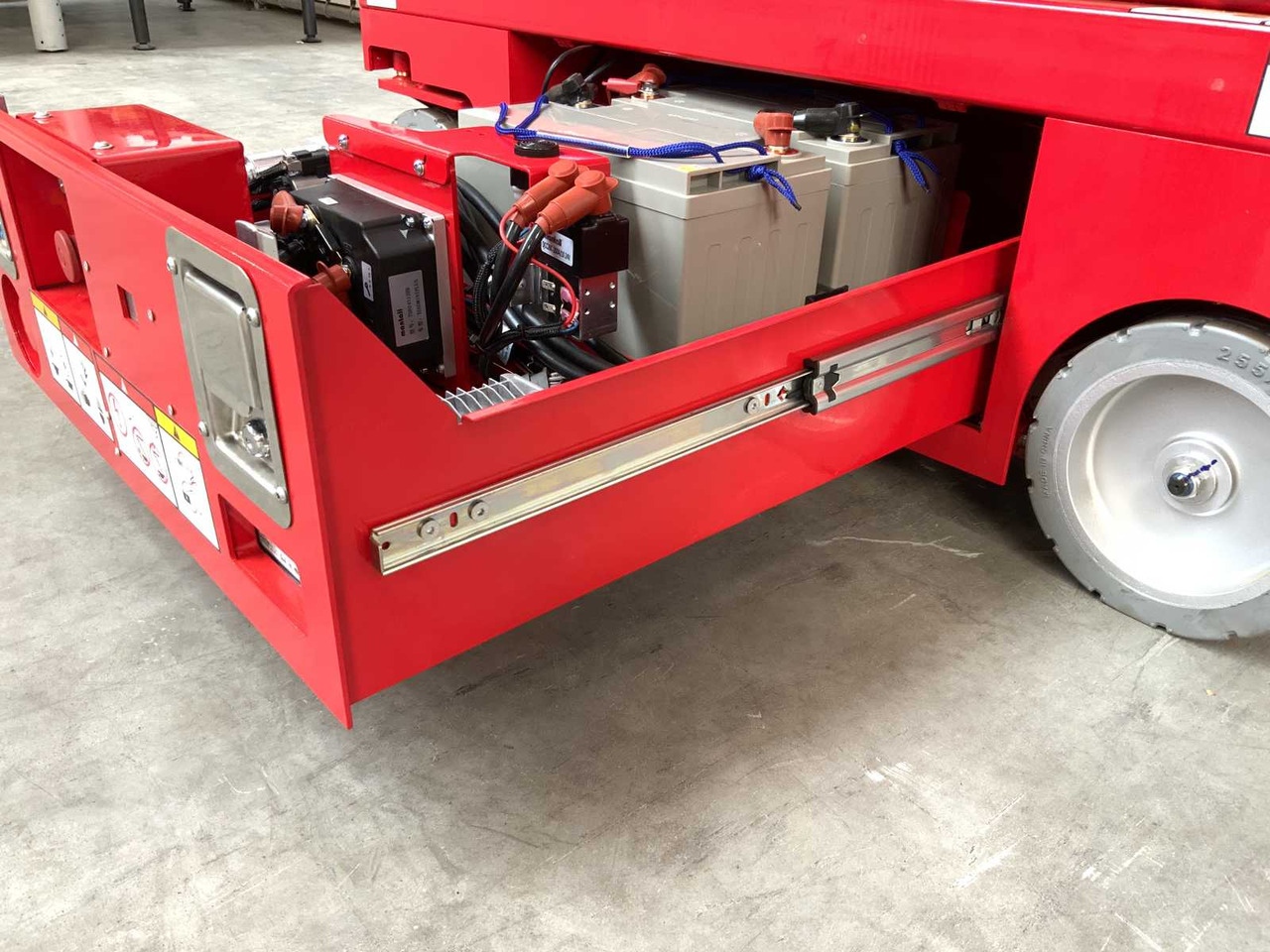 Подъёмник MANTALL XE-60 MINI - SCISSOR LIFT AERIAL PLATFORM 6.4M 2024: фото 23