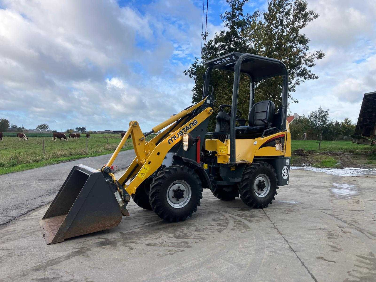 MUSTANG - AL 100 - SHOVEL - 2015 - Колёсный погрузчик: фото 3 MUSTANG - AL 100 - SHOVEL - 2015 - Колёсный погрузчик: фото 3