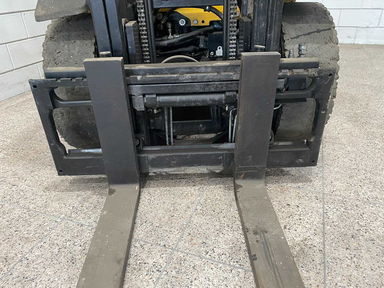 YALE - 2017 - GLP 25 VX - FORKLIFT - Вилочный погрузчик: фото 4 YALE - 2017 - GLP 25 VX - FORKLIFT - Вилочный погрузчик: фото 4