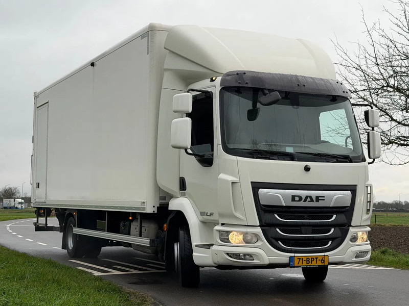 DAF LF 180 LF180.12 EURO6 - Грузовик с закрытым кузовом: фото 2 DAF LF 180 LF180.12 EURO6 - Грузовик с закрытым кузовом: фото 2