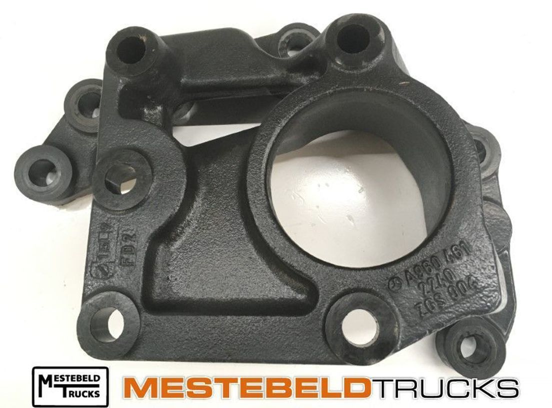 Mercedes-Benz Stuurhuissteun - Рулевой механизм для Грузовиков: фото 1 Mercedes-Benz Stuurhuissteun - Рулевой механизм для Грузовиков: фото 1