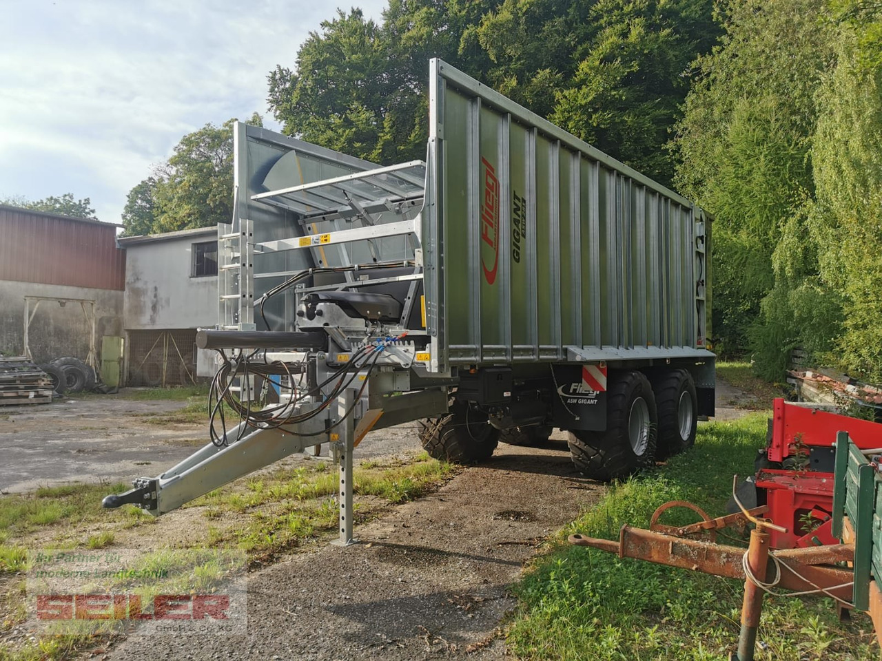 Fliegl ASW 281 GIGANT FOX 45m³ - Самозагружающийся прицеп: фото 2 Fliegl ASW 281 GIGANT FOX 45m³ - Самозагружающийся прицеп: фото 2