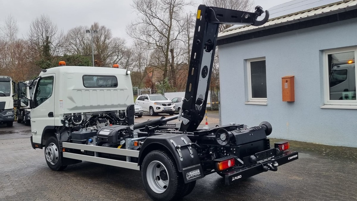 FUSO Canter FUSO 9C18 Duonic City Abrollkipper - Крюковой мультилифт: фото 4 FUSO Canter FUSO 9C18 Duonic City Abrollkipper - Крюковой мультилифт: фото 4