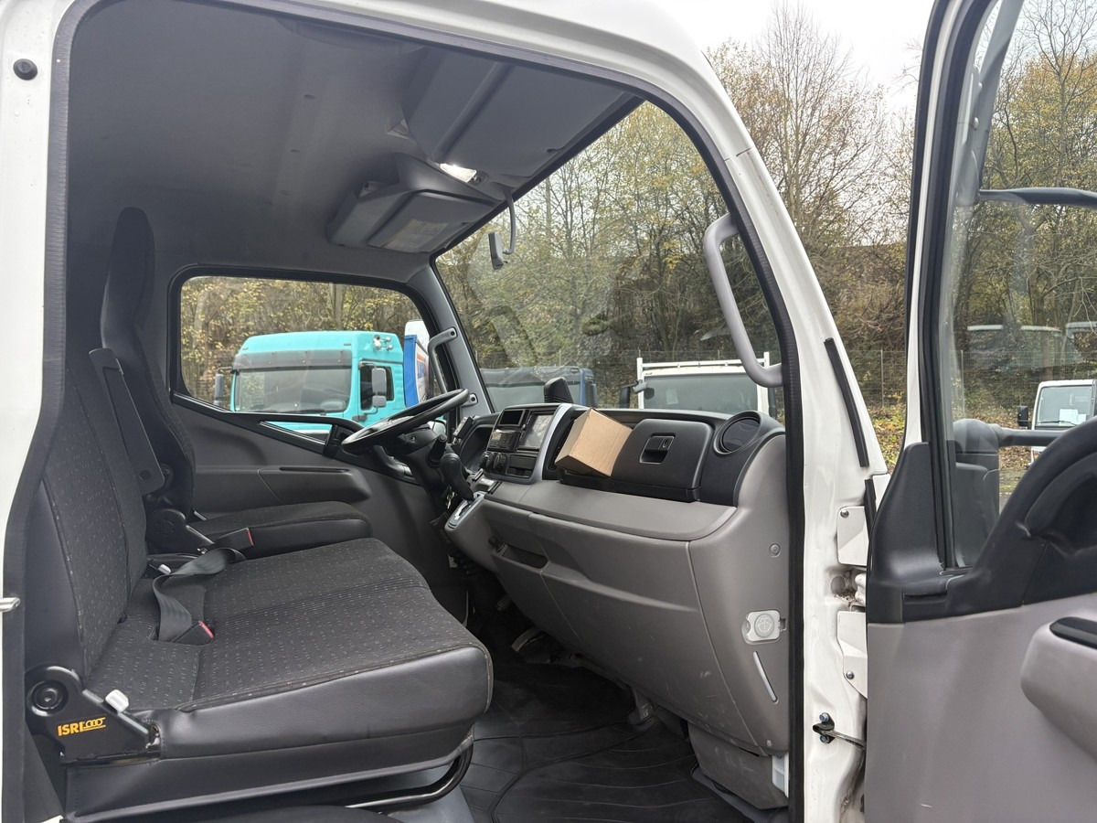 Малотоннажный бортовой грузовик FUSO FUSO 9C18 Canter Pritsche 3.8m Kran 2x hydr.: фото 15 Малотоннажный бортовой грузовик FUSO FUSO 9C18 Canter Pritsche 3.8m Kran 2x hydr.: фото 15