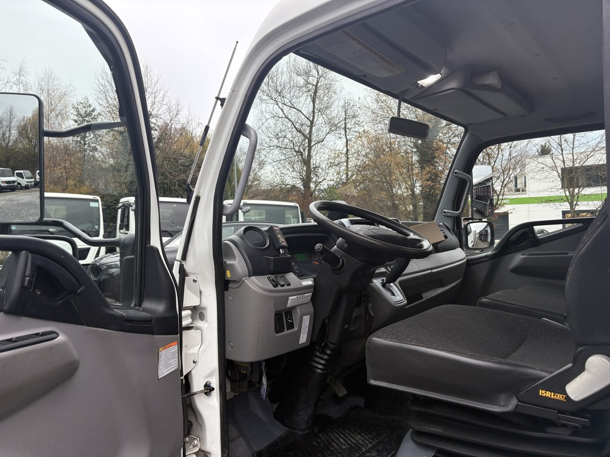 Малотоннажный бортовой грузовик FUSO FUSO 9C18 Canter Pritsche 3.8m Kran 2x hydr.: фото 12 Малотоннажный бортовой грузовик FUSO FUSO 9C18 Canter Pritsche 3.8m Kran 2x hydr.: фото 12