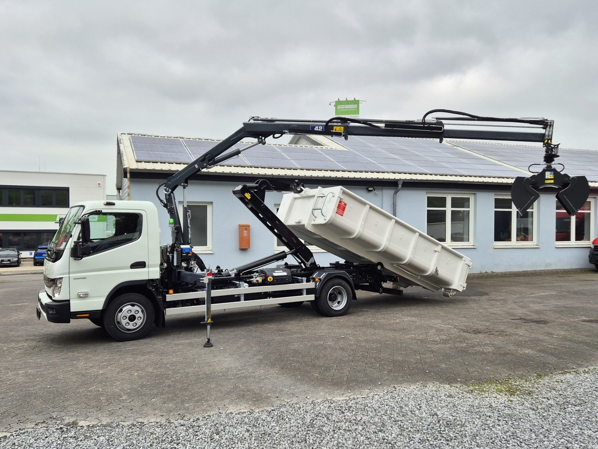 FUSO FUSO 9C18 City Abrollkipper + Ladekran m.Greifer - Крюковой мультилифт, Автоманипулятор: фото 1 FUSO FUSO 9C18 City Abrollkipper + Ladekran m.Greifer - Крюковой мультилифт, Автоманипулятор: фото 1