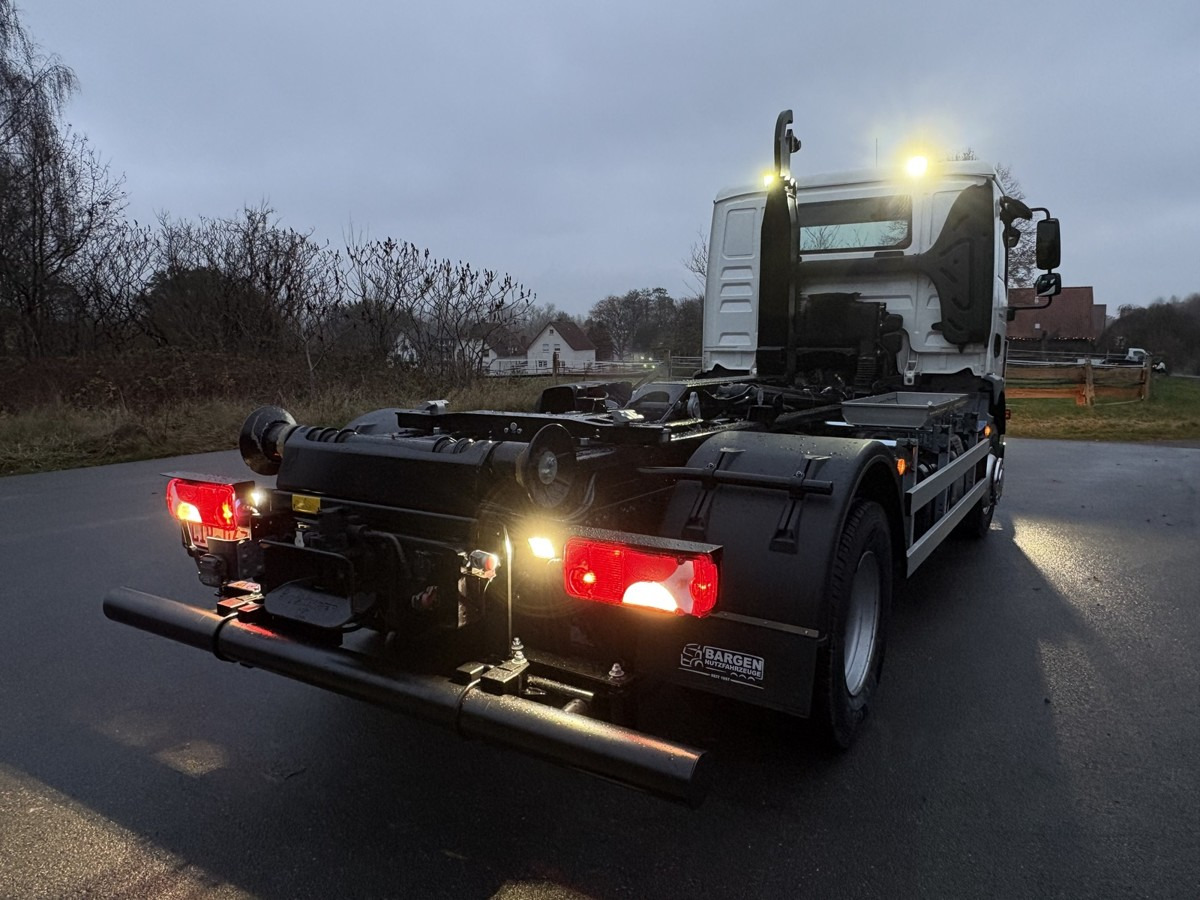 MAN TGM 15.290 BL Abrollkipper AHK - Крюковой мультилифт: фото 5 MAN TGM 15.290 BL Abrollkipper AHK - Крюковой мультилифт: фото 5