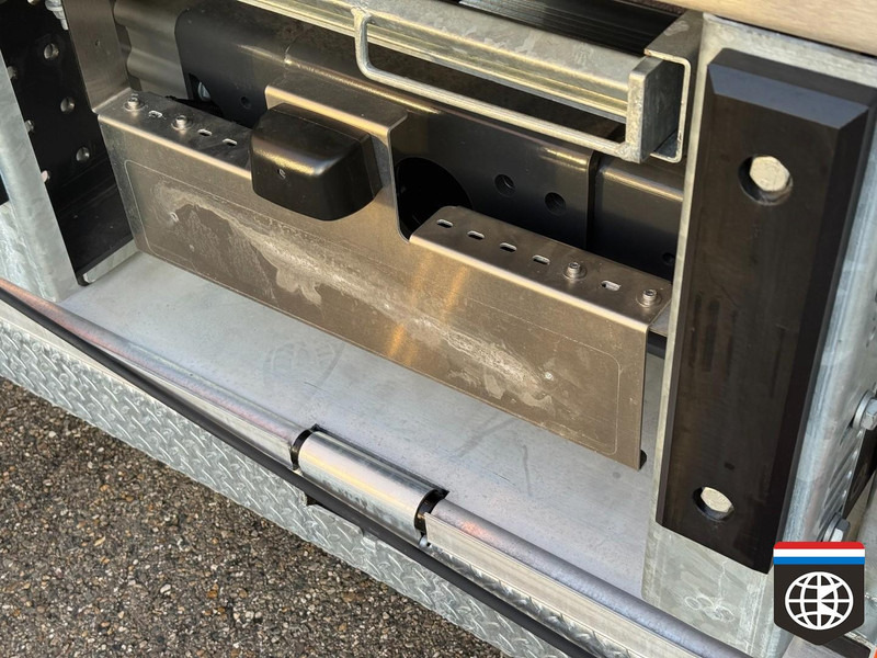 Новый Рефрижератор Renault D 320 wide Sleeper cab - DUO temp -30oC / ATP FRC - ThermoKing 1200 - Dhollandia: фото 11 Новый Рефрижератор Renault D 320 wide Sleeper cab - DUO temp -30oC / ATP FRC - ThermoKing 1200 - Dhollandia: фото 11