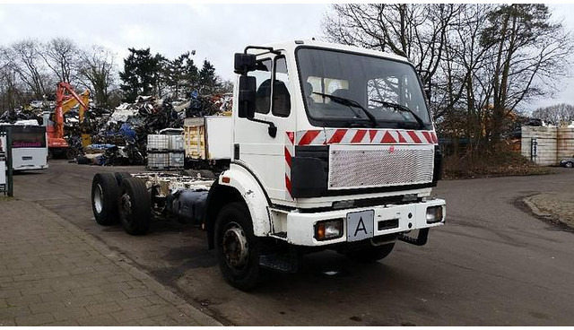 Mercedes-Benz 2524 L - Грузовик-шасси: фото 3 Mercedes-Benz 2524 L - Грузовик-шасси: фото 3