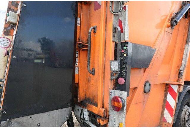 Mercedes-Benz 2532 L Actros 6x2, Faun, Zöller, 24m³, MP3, AC - Мусоровоз: фото 5 Mercedes-Benz 2532 L Actros 6x2, Faun, Zöller, 24m³, MP3, AC - Мусоровоз: фото 5