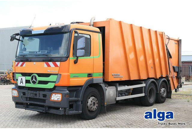 Mercedes-Benz 2532 L Actros 6x2, Faun, Zöller, 24m³, MP3, AC - Мусоровоз: фото 1 Mercedes-Benz 2532 L Actros 6x2, Faun, Zöller, 24m³, MP3, AC - Мусоровоз: фото 1