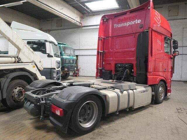 DAF XF 460, SSC, Retarder, Klima, VA+HA-Luftfederung - Тягач: фото 4 DAF XF 460, SSC, Retarder, Klima, VA+HA-Luftfederung - Тягач: фото 4