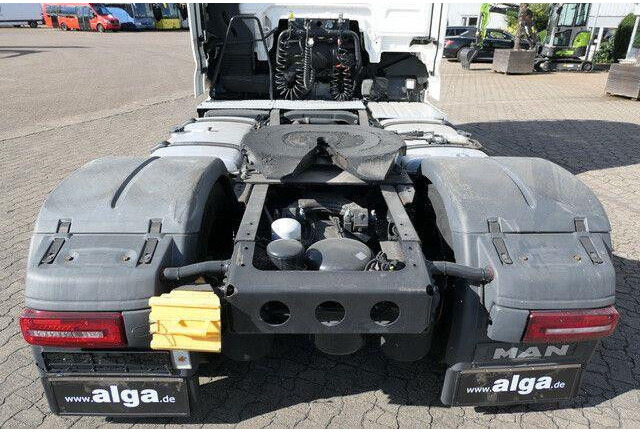 MAN 18.500 TGX 4x2, XXL, Intarder,Standklima,2x Tank - Тягач: фото 4 MAN 18.500 TGX 4x2, XXL, Intarder,Standklima,2x Tank - Тягач: фото 4