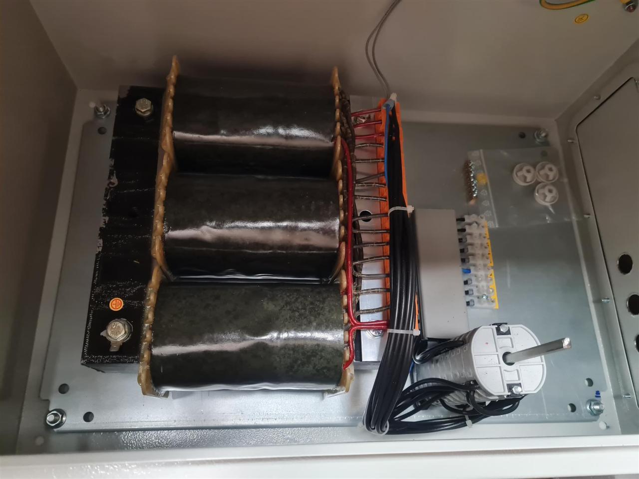 Avenco Trafosteuerung 5 Stufen, 20A - Инвентарь для животноводства: фото 2 Avenco Trafosteuerung 5 Stufen, 20A - Инвентарь для животноводства: фото 2