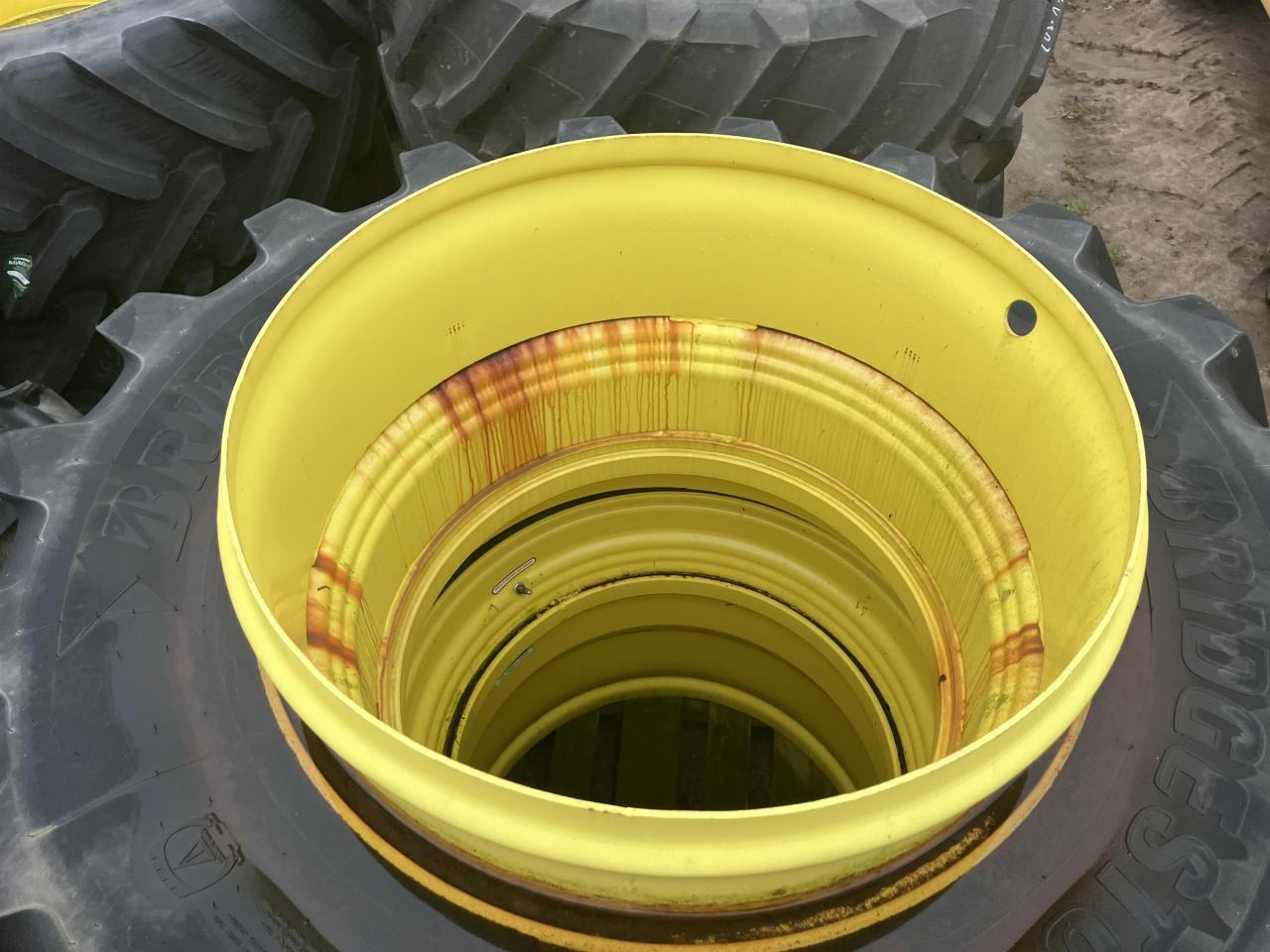 Bridgestone 600/65R34 - Шина для Сельскохозяйственной техники: фото 3 Bridgestone 600/65R34 - Шина для Сельскохозяйственной техники: фото 3