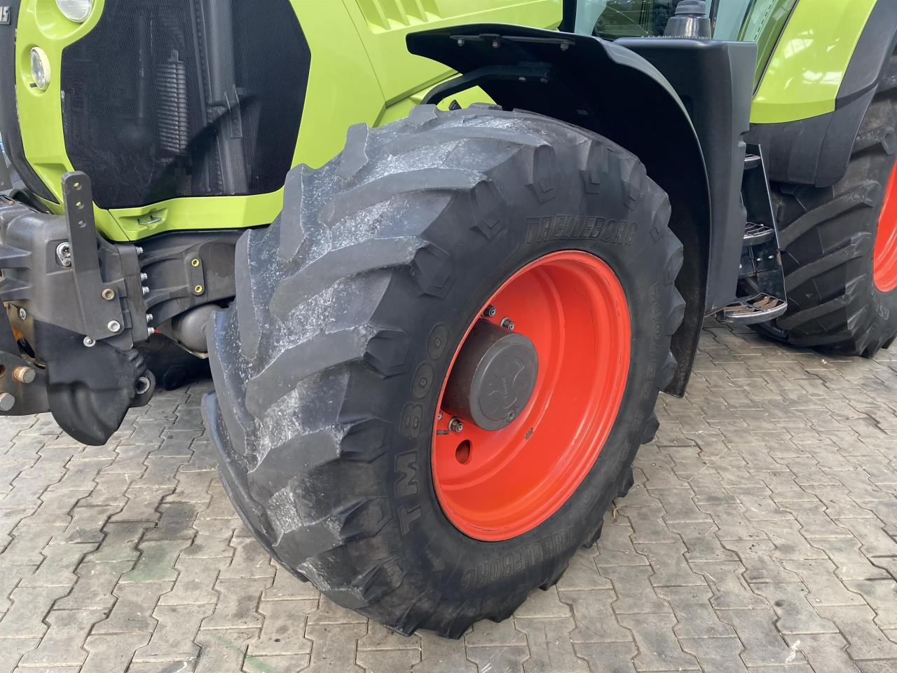 CLAAS Arion 640 - Трактор: фото 2 CLAAS Arion 640 - Трактор: фото 2