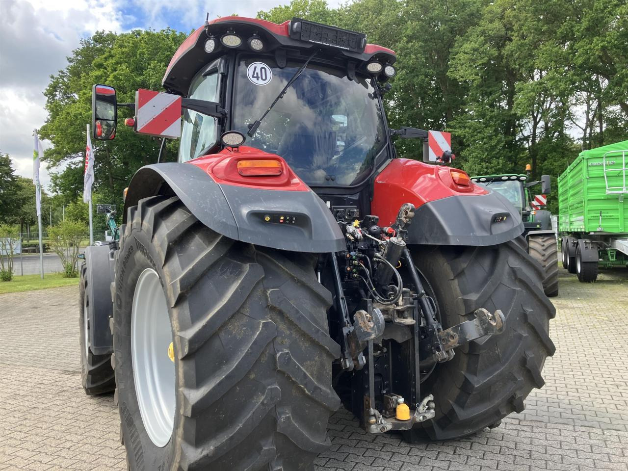 Case-IH Optum 270 CVX - Трактор: фото 3 Case-IH Optum 270 CVX - Трактор: фото 3