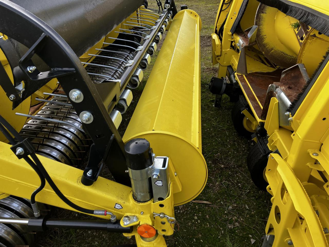 John Deere 30R - Оборудование для кормоуборочного комбайна: фото 5 John Deere 30R - Оборудование для кормоуборочного комбайна: фото 5