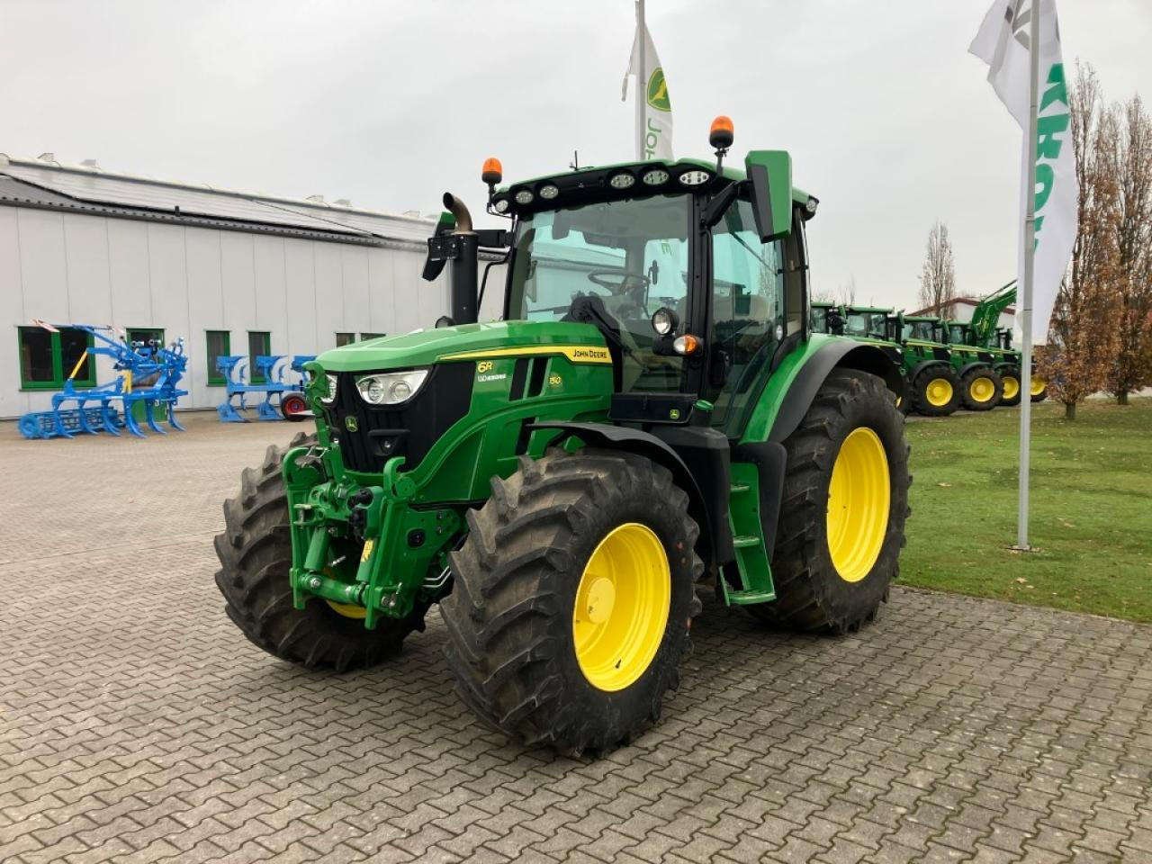 John Deere 6R 150 - Трактор: фото 3 John Deere 6R 150 - Трактор: фото 3