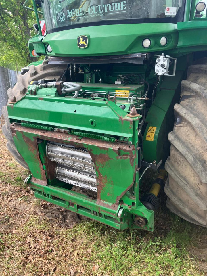 John Deere 8500 - Кормоуборочный комбайн: фото 3 John Deere 8500 - Кормоуборочный комбайн: фото 3