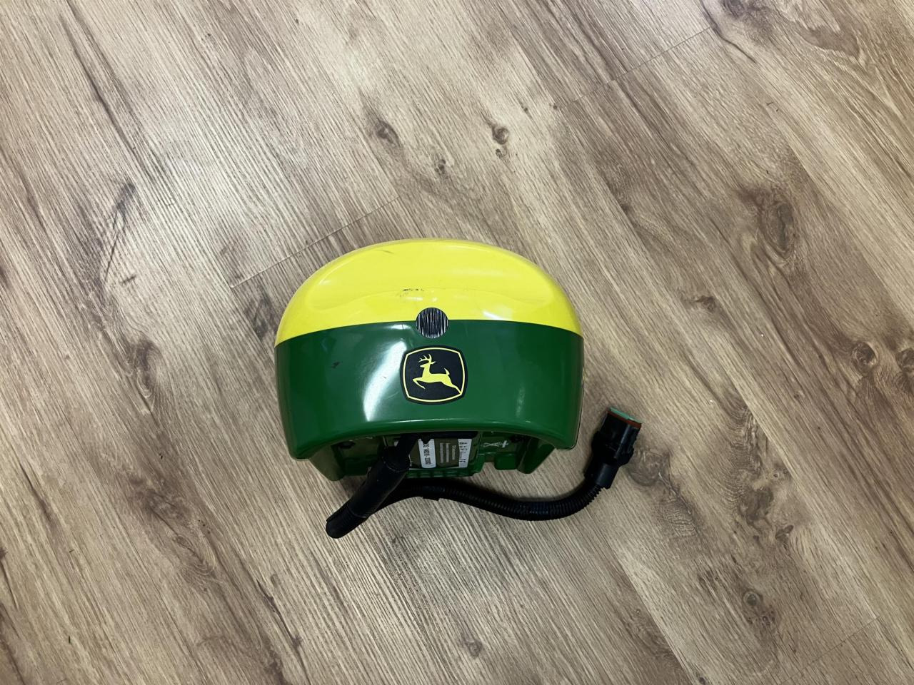 John Deere SF6000 SF3, M-RTK - Система навигации для Сельскохозяйственной техники: фото 2 John Deere SF6000 SF3, M-RTK - Система навигации для Сельскохозяйственной техники: фото 2