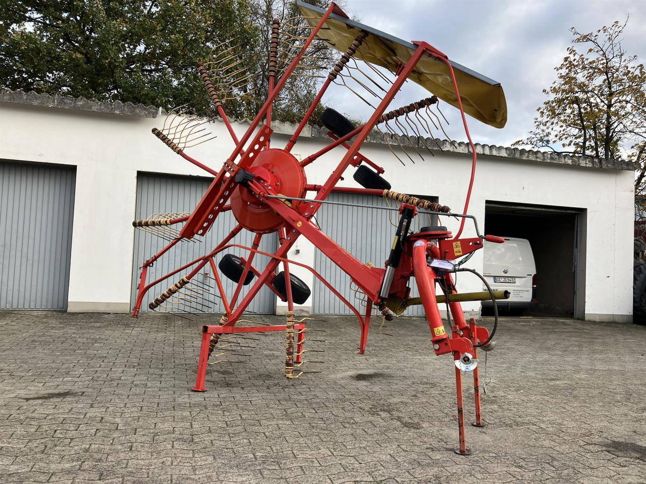 Niemeyer Twin 470 -DH - Сеноворошилка: фото 3 Niemeyer Twin 470 -DH - Сеноворошилка: фото 3