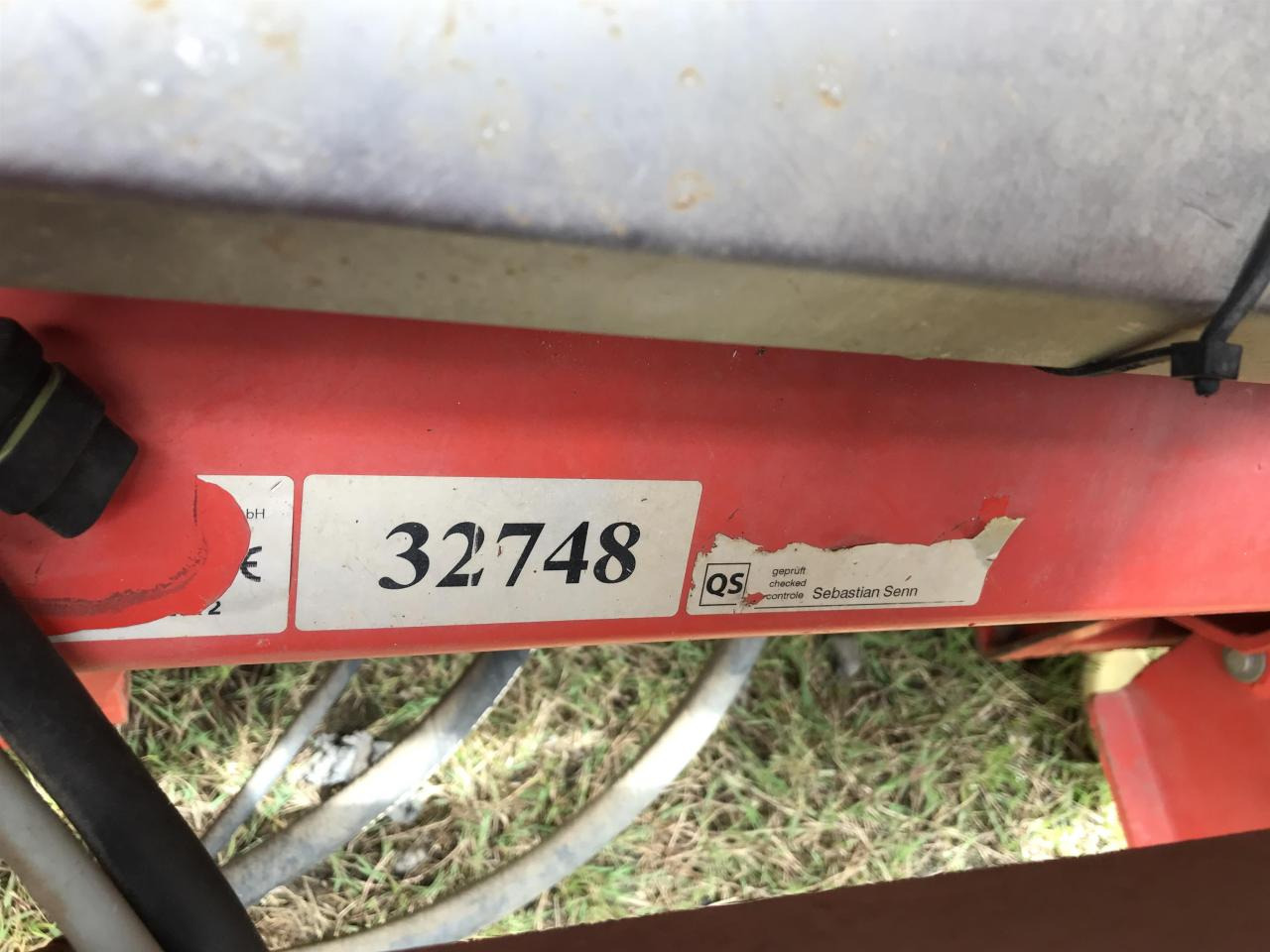 Rauch Axis-H50.1 EMC+W - Разбрасыватель удобрений: фото 5 Rauch Axis-H50.1 EMC+W - Разбрасыватель удобрений: фото 5