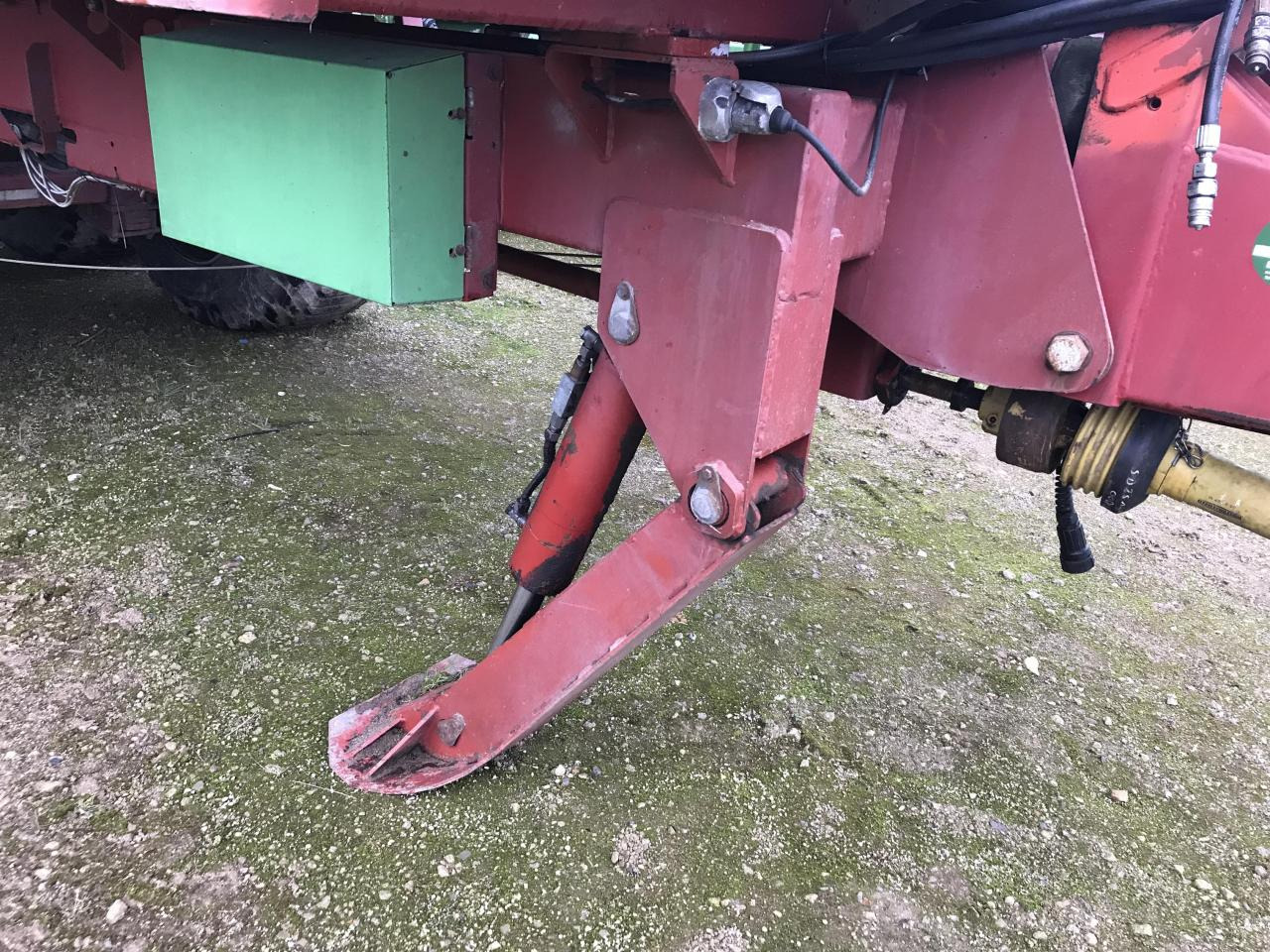 Strautmann Giga Trailer 1840 - Самозагружающийся прицеп: фото 5 Strautmann Giga Trailer 1840 - Самозагружающийся прицеп: фото 5