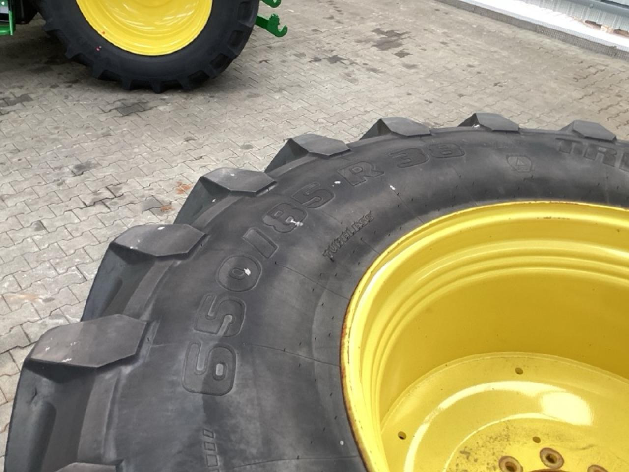 Trelleborg 650/85R38 - Шина для Сельскохозяйственной техники: фото 2 Trelleborg 650/85R38 - Шина для Сельскохозяйственной техники: фото 2