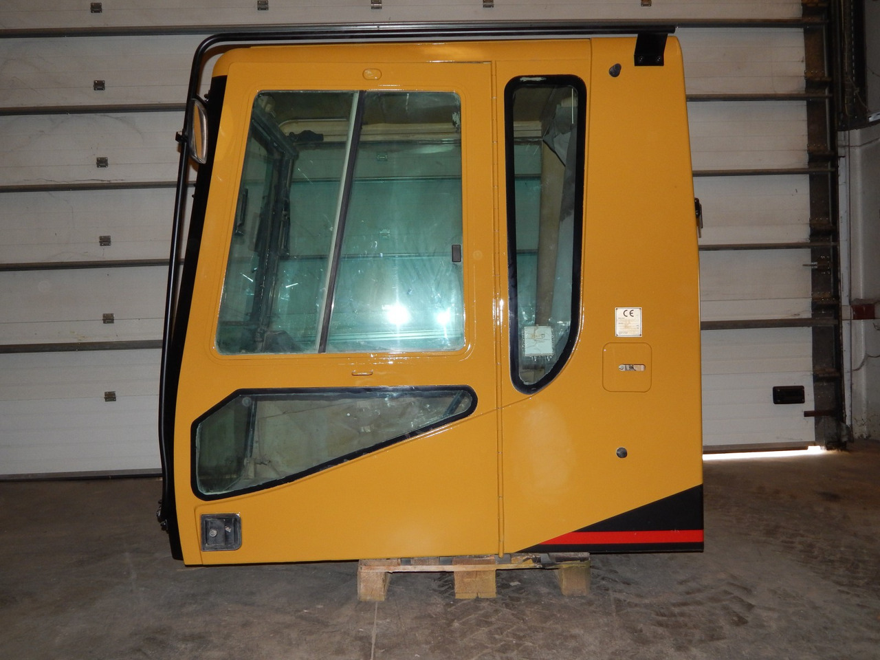 Cab ROPS CATERPILLAR 365B - Кабина для Строительной техники: фото 2 Cab ROPS CATERPILLAR 365B - Кабина для Строительной техники: фото 2