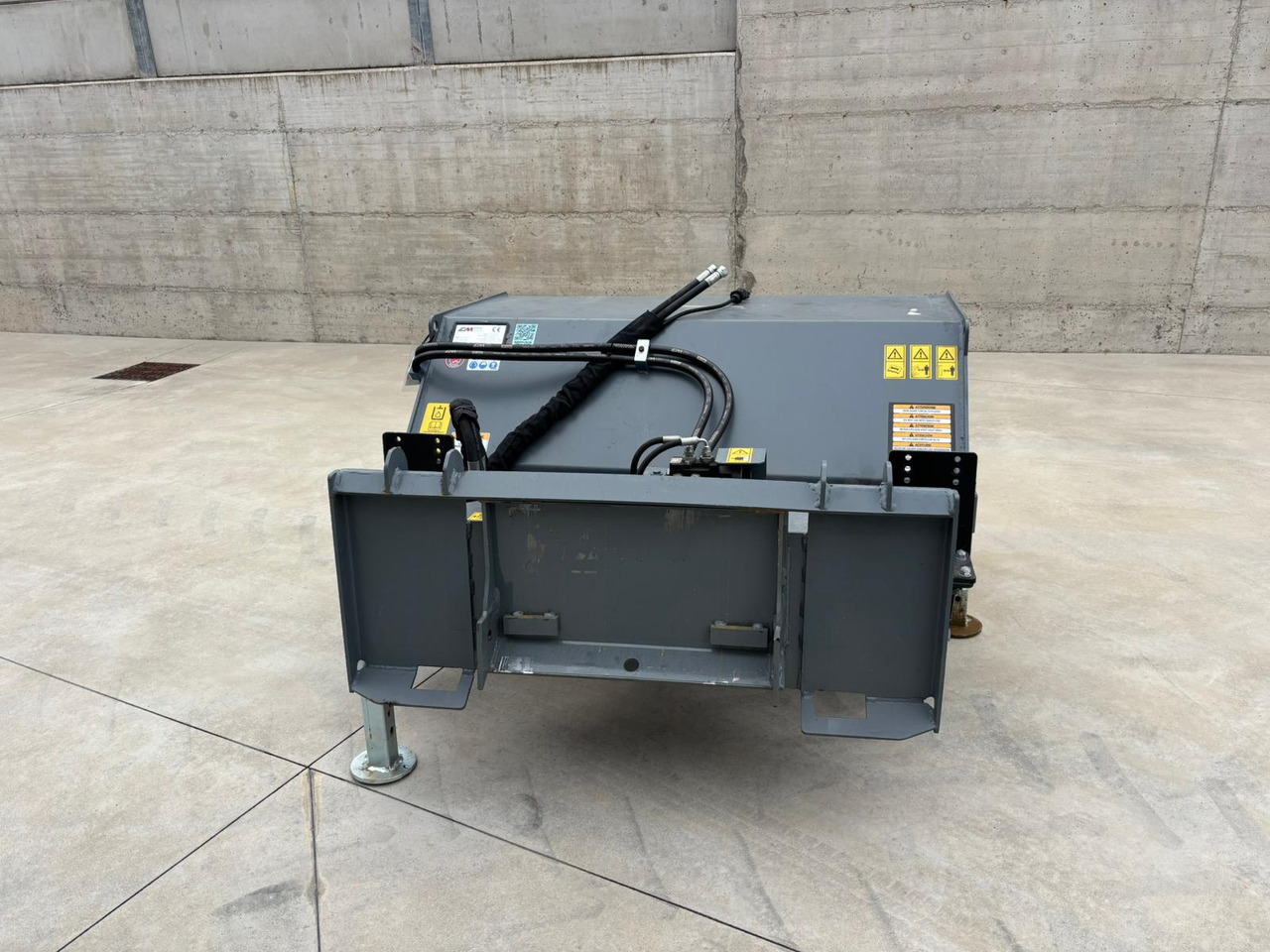 CM Angle sweeper CSA 125 - Щетка для Снегоуборочных машин: фото 5 CM Angle sweeper CSA 125 - Щетка для Снегоуборочных машин: фото 5