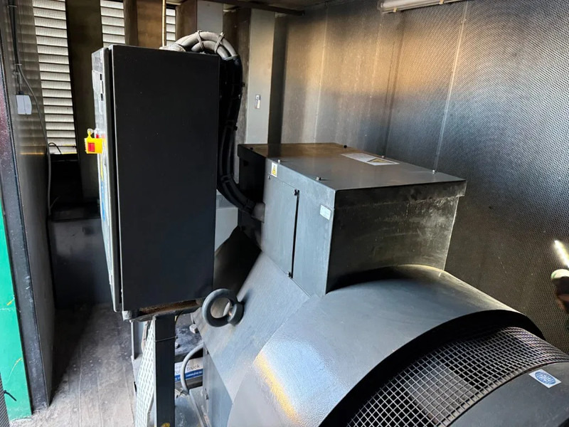 Cummins KTA 38 G2 1030 kVA Silent generatorset in 30 ft container ex noodstroom 208 hours - Электрогенератор: фото 4 Cummins KTA 38 G2 1030 kVA Silent generatorset in 30 ft container ex noodstroom 208 hours - Электрогенератор: фото 4