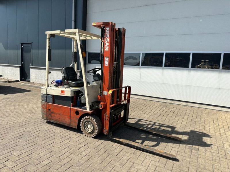 Электропогрузчик Nissan N01L18U 1.8 ton Triplex Freelift Sideshift Elektra Heftruck Accu 2016 !: фото 17 Электропогрузчик Nissan N01L18U 1.8 ton Triplex Freelift Sideshift Elektra Heftruck Accu 2016 !: фото 17