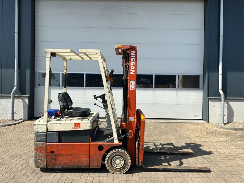 Электропогрузчик Nissan N01L18U 1.8 ton Triplex Freelift Sideshift Elektra Heftruck Accu 2016 !: фото 15 Электропогрузчик Nissan N01L18U 1.8 ton Triplex Freelift Sideshift Elektra Heftruck Accu 2016 !: фото 15